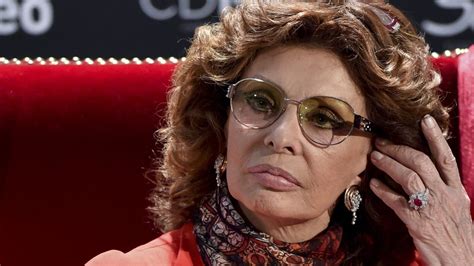 Italian Actress Sophia Loren Turns 80 Today
