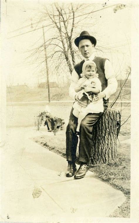 1919 vintage photo father and daughter photography by dawnandross