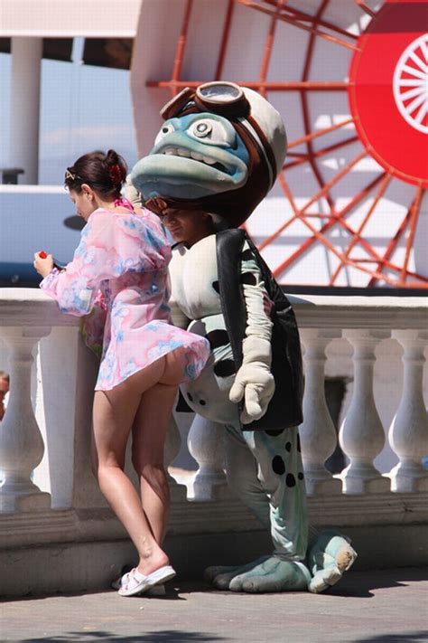 Amusement Park Upskirt Sorted By Position Luscious Hot Sex Picture