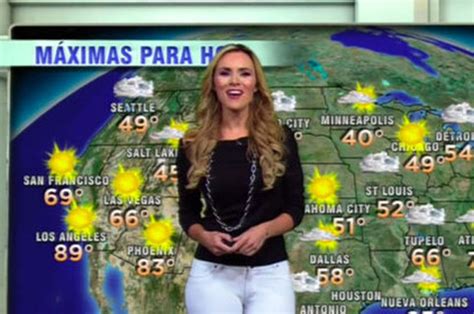 Video Weather Girl Suffers From Camel Toe In Skintight Trousers