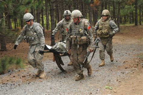 Medic Combat Medics Battle To Represent Division At Army Competition Article The United
