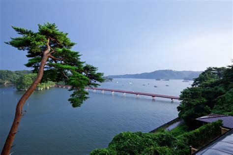 潮の干・満の表です。 潮干狩りや釣り、観光時の海の干満の状況を知りたい時にお役立てください。 ※ 以下の潮汐表は広島港のものです。 『厳島港』の場合は、本表より若干早まることが予想されます。 宮城県の観光名所20選!定番から穴場までご紹介。 - TRIIPGO