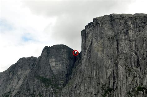 Für die kanzel oder wörtlich der predigtstuhl) ist eine natürliche felsplattform (felskanzel) in ryfylke in der norwegischen provinz rogaland und eine touristische attraktion mit weitem blick über den lysefjord und angrenzende berge. Wanderung Øygardstølen - Kjerag - Flørli - Alles nur Sport