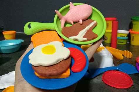 Making Realistic Looking Food With Play Doh Kitchen Creations Geek Culture