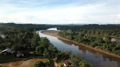 Mahakam River In Borneo Stock Image Image Of Beautiful 201142227