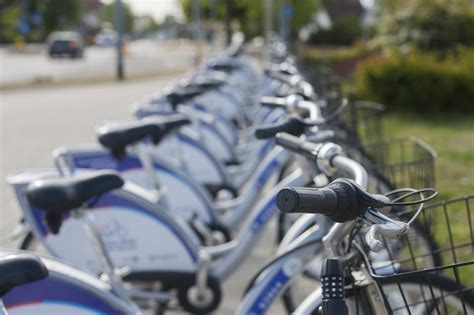 Cu L Es El Medio De Transporte M S Ecol Gico Derichebourg Espa A