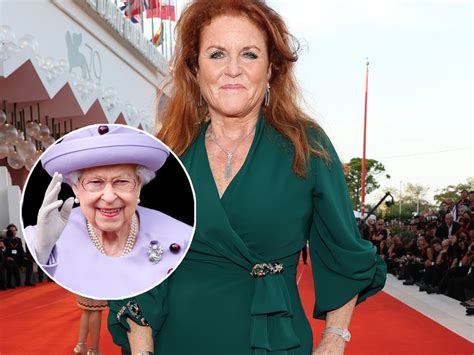 Sarah Ferguson Pays Tribute To Queen Elizabeth Ii Praises Generosity After Prince Andrew Divorce