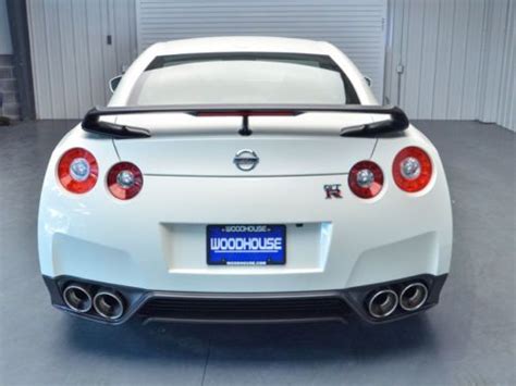 Find New 2014 Nissan Gtr Track Edition Pearl White R35 Twin Turbo Awd