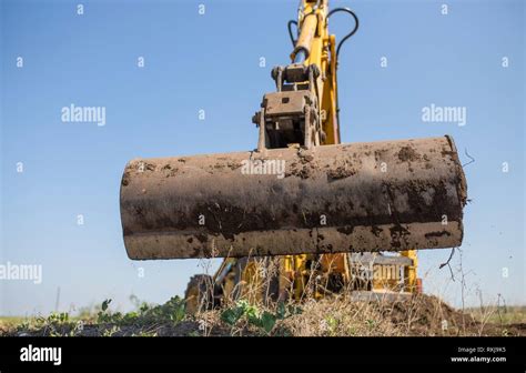 Backhoe Up Close Stock Photos And Backhoe Up Close Stock Images Alamy