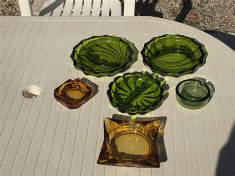 Vintage 1960 S 1970 S Viking Green Glass Ashtrays Thanksgiving Day Rescue Collectors Weekly