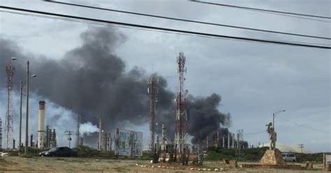 Fire In The Venezuelas Biggest Refinery — Mercopress