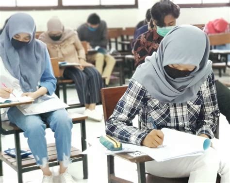 Manajemen Dan Ilmu Komunikasi Paling Favorit Upn Veteran Yogyakarta