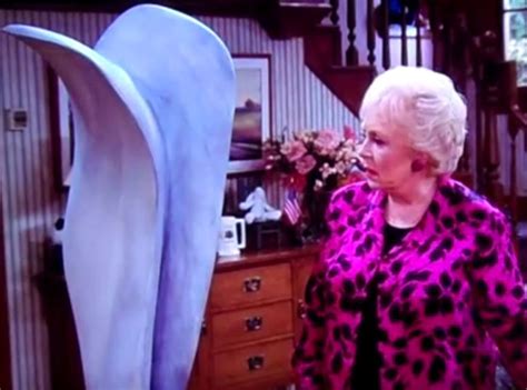 Doris Roberts Most Unforgettable Everybody Loves Raymond Moments E News