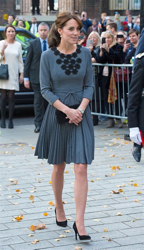 Свадьба джеймса миддлтон и ализе тевене. How Kate Middleton hides weights in her skirts to avoid ...