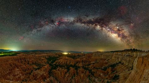 A 34 Image Panorama Of The Milky Way I Captured At Bryce Canyon