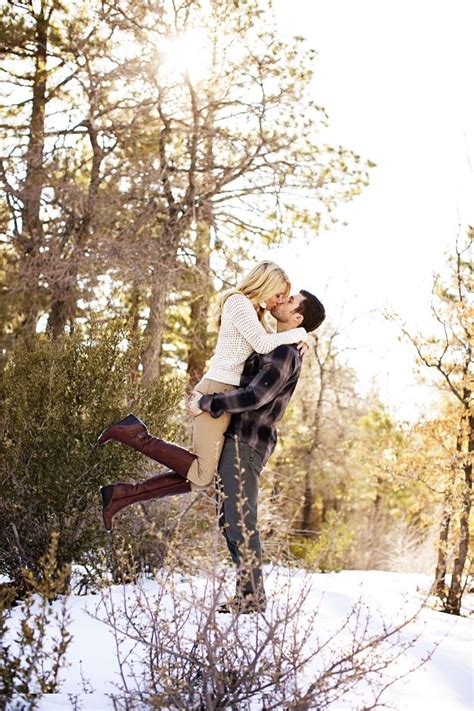 49 Best Winter Engagement Photo Ideas