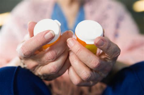 These medications work in phases to treat symptoms throughout the day. Short- vs Long-Acting Opioids for Osteoarthritis Pain ...