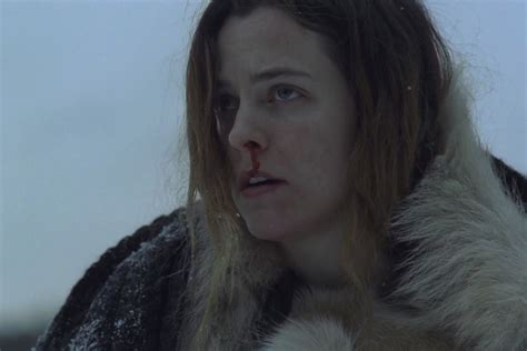 ‘the Lodge Review Snowy Scary Horror With Smart Plot Stylish Look Chicago Sun Times