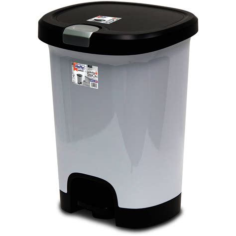 Hefty Textured Step On Trash Can With Lid Lock And Bottom Cap 7 Gallon