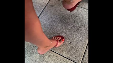 dangling shoeplay footfetish pour fétichiste des pieds youtube