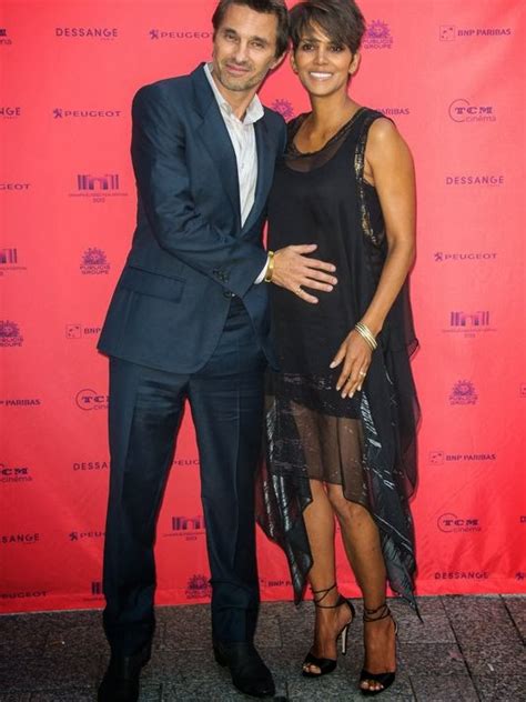 Wal Mart Halle Berry And Olivier Martinez Name Their Son Maceo Robert