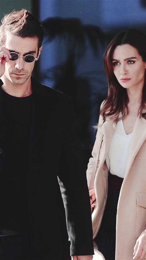 Siyah beyaz aşk'ın aslı'sı birce akalay ve ferhat'ı i̇brahim çelikkol… çok kısa bir sürede büyük bir hayran kitlesine ulaşmayı başardılar ve izleyicilerden tam not aldılar! #SiyahBeyazAşk #AsFer | Мусульманские девушки ...