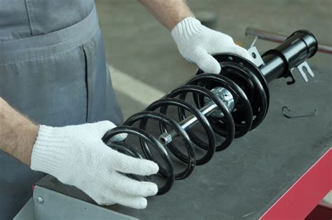 How To Compress A Shock Absorber Of A Car 9 Steps Vehicle Fixing