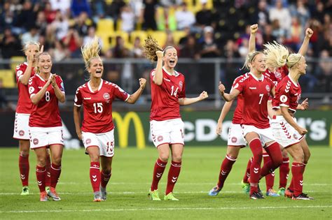 Match kicks off at 5pm bst at johan cruyff arena in amsterdam. Denmark beats Austria on penalties in Women's Euros semi | Taiwan News | 2017/08/04
