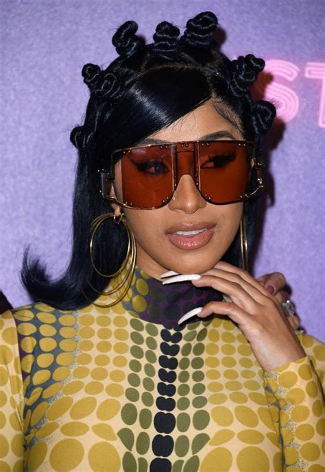 Cardi Bs 19 Wildest Hair Moments Of 2010s Decade Cardi B Hairstyles
