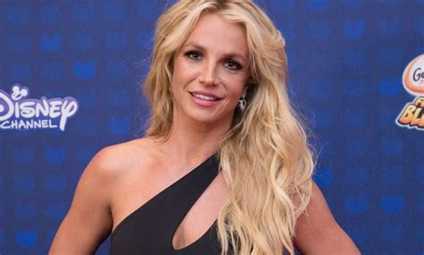 Cantante Estadounidense Britney Spears Posa Completamente Desnuda En Instagram Peri Dico Sin