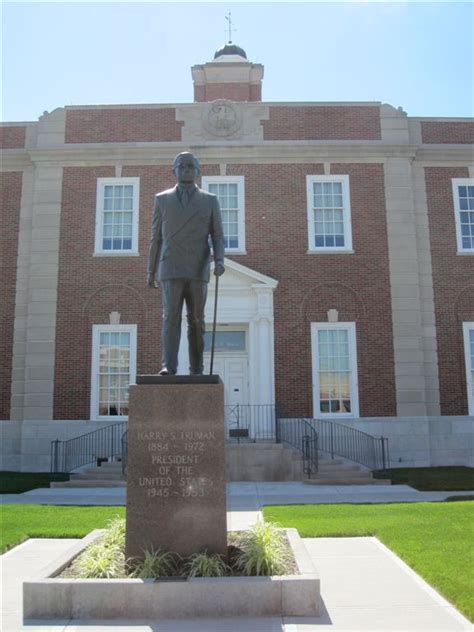 Harry Truman Statue At The Former Jackson County Courthouse