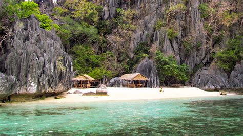 Island Hopping In The Philippines And Visiting The Town Of Coron The