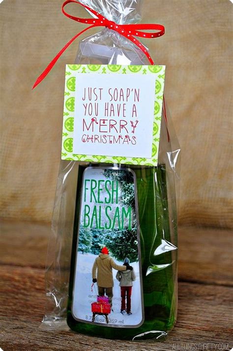See more ideas about gifts, neighbor gifts, homemade gifts. 20+ Easy and Sweet Neighbor Gifts for Christmas - Hative