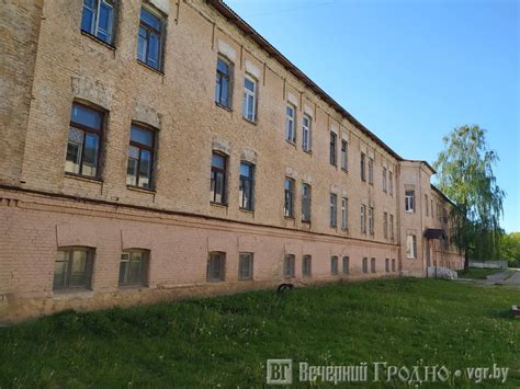 Дальше только одна базовая Пустующие военные казармы на Щорса в Гродно уценили уже на 80