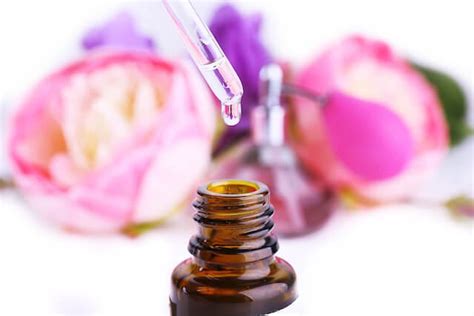 Essential Oil Perfumes 4 Recipes To Replace Your Chemical Fragrances