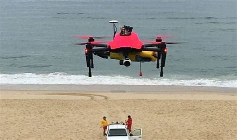 Un Drone Sauveteur Pour Assister Les Maîtres Nageurs Français