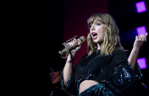 Taylor Swifts Video For “end Game” With Future And Ed Sheeran Is Here
