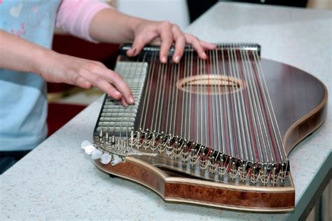 Cuál Es El Instrumento Musical Más Antiguo Que Tiene La Letra Z En Su