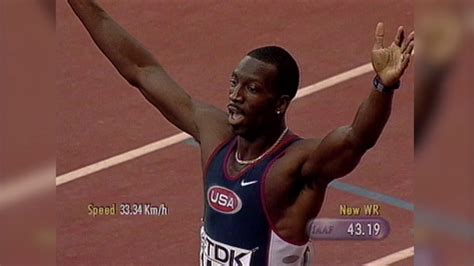 He formerly held the world and olympic records in the 200 m and 400 m , as well as the world record in the indoor 400 m. Michael Johnson Sevilla 1999: Men's 400m world record ...