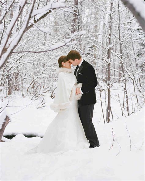 34 Snowy Wedding Photos That Will Make You Want To Get Married This Winter Martha Stewart Weddings