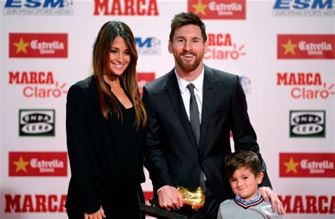 Lionel Messi And Antonella Roccuzzo Love Story