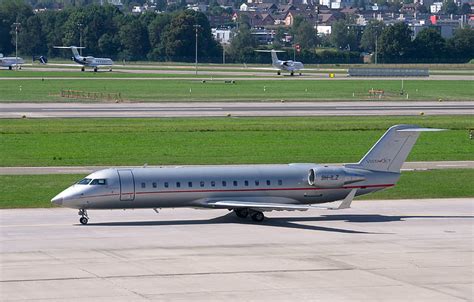 รูปภาพฟรี ชาเลนเจอร์ Bombardier 850 Vistajet สนามบินซูริก Jet การ