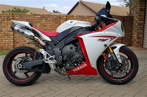 2009 yamaha r1 review, motorcycle.com review, photos and videos of the 2009 yamaha sportbikes. 2009 Yamaha YZF R1 Motorcycles for sale in Gauteng | R 95 ...
