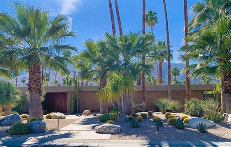 The List Of 13 Desert Landscaping Ideas Front Yard