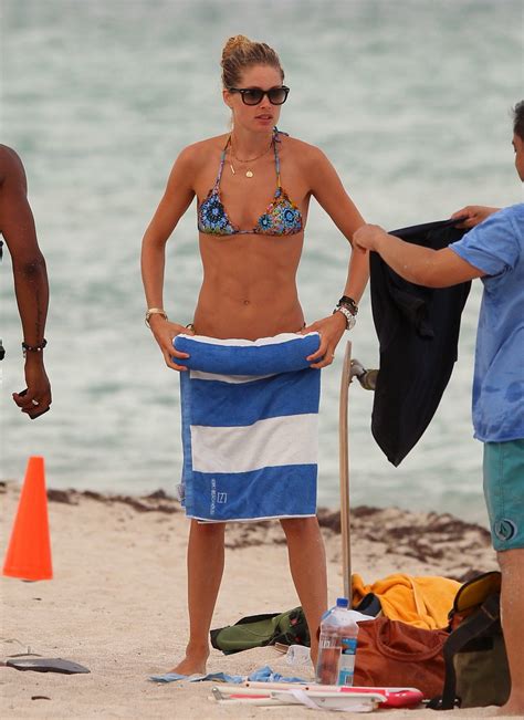 Doutzen Kroes Showing Off Her Amazing Body In Tiny Multi Colored Bikini In Miami Porn Pictures
