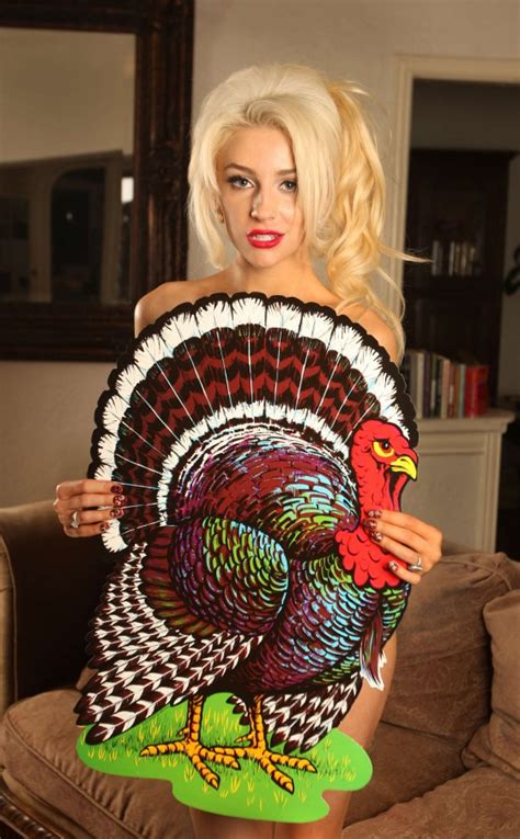 Courtney Stodden Goes Naked Eat No Turkey Campaign Entertainment News