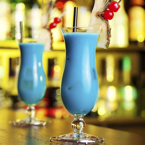 These 12 christmas drink recipes are easy to make & are sure to spread holiday cheer! 15 Mind-blowing Delicious Drinks Made With Blue Curacao ...