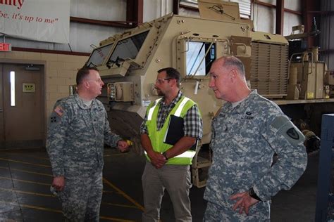 405th Army Field Support Brigade Leaders Visit Army Strategic Logistics
