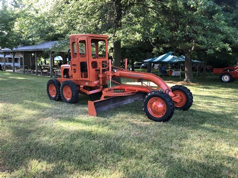 Ashland County Yesteryear Machinery Clubs 28th Show Talking Tractors