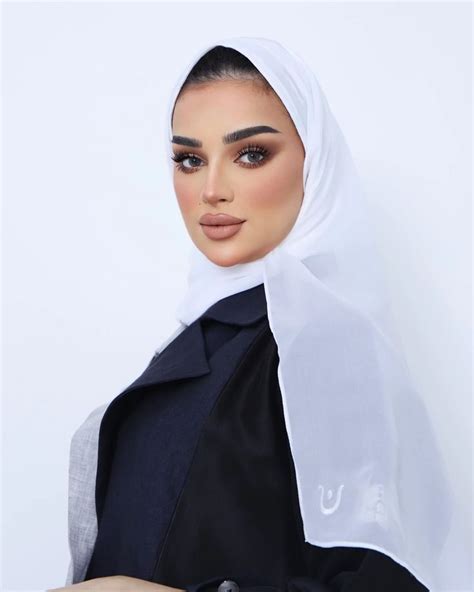 White Mini Abaya Hijab Stylish Hijab Abaya Curvy
